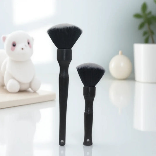 Ultra Soft Synthetic Bristles Detail Brush