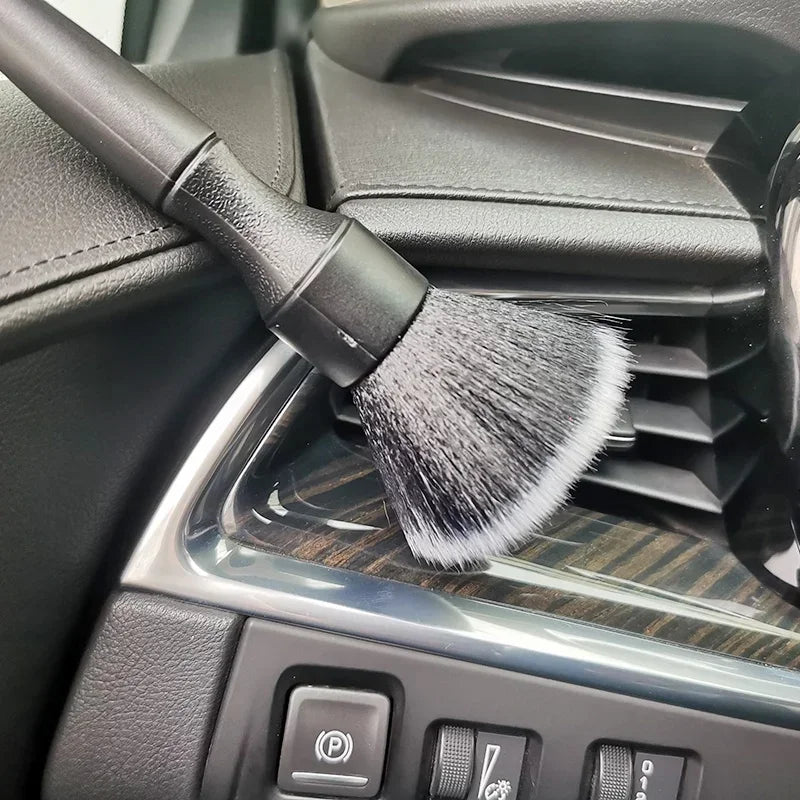 Ultra Soft Synthetic Bristles Detail Brush