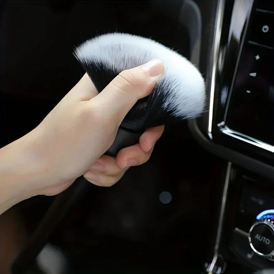 Ultra-Soft Detailing Brush – Gentle Strokes, Deep Clean for Vents & Seams
